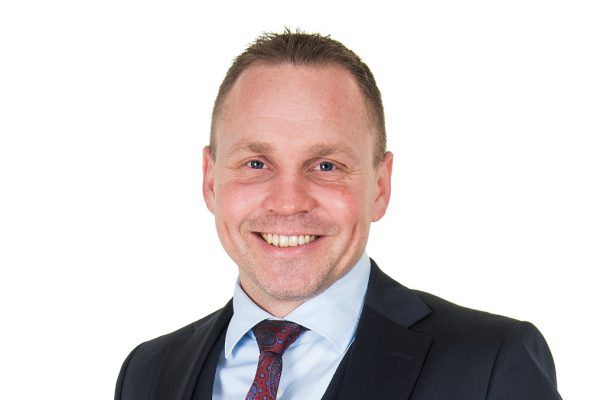 Bild på Carl-Johan Dalin som tillträder som ny för Ceos